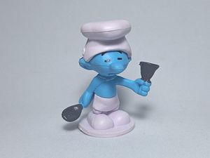 Décoration de gâteau : série 12 figurines_gateau_Schtroumpf_fete-deco-gateau-schtroumpf-cuisinier(10a).jpg