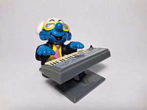 Super Schtroumpf_schtroumpf_Schtroumpf_super-schtroumpf-40250-schtroumpf-clavier-musical(10a).jpg