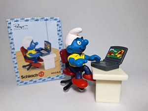 Super Schtroumpf_schtroumpf_Schtroumpf_super-schtroumpf-40263-schtroumpf-ordinateur-portable(10a).jpg